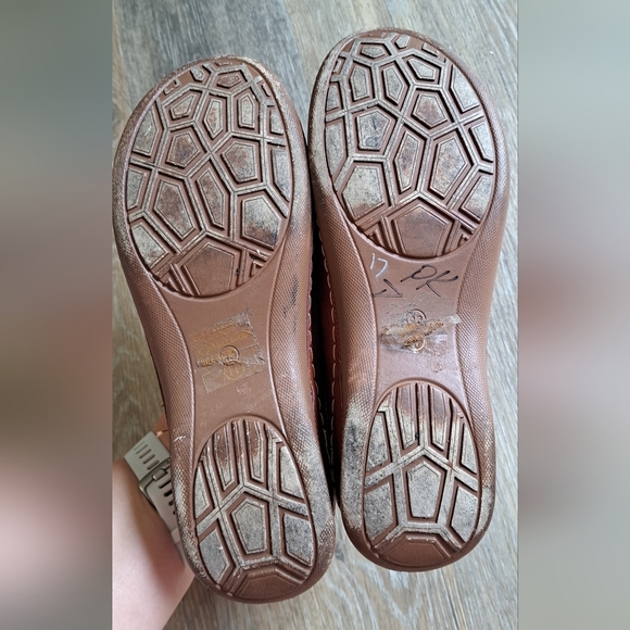 Atalina Brown Floral Laser Cut Mules Slip On shoes size 11W - Picture 5 of 8